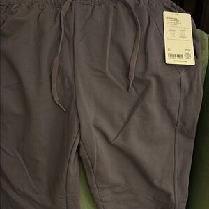 Athleta Gray/Blue Pants size medium with tags on